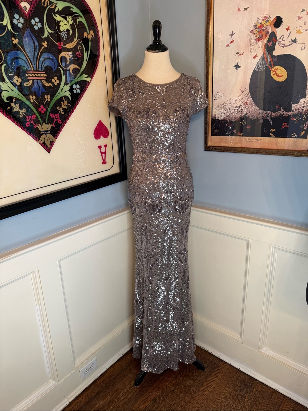 Betsy & Adam Silver Sequined Formal Gown sz 8